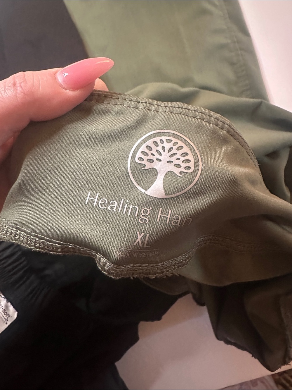 XL women’s scrubs pants bundle - Picture 6 of 6